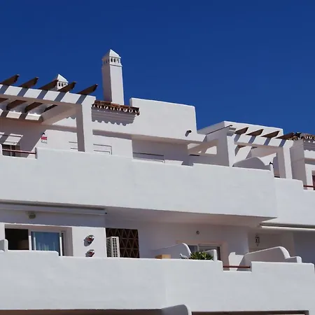 Apartment Penthouse De Lunymar *